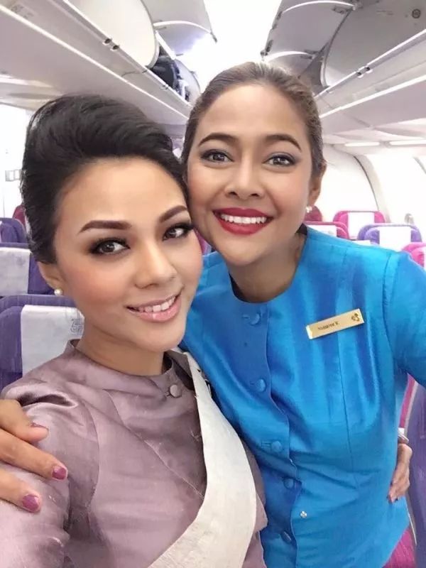 ny04_555621.jpg d11.jpg