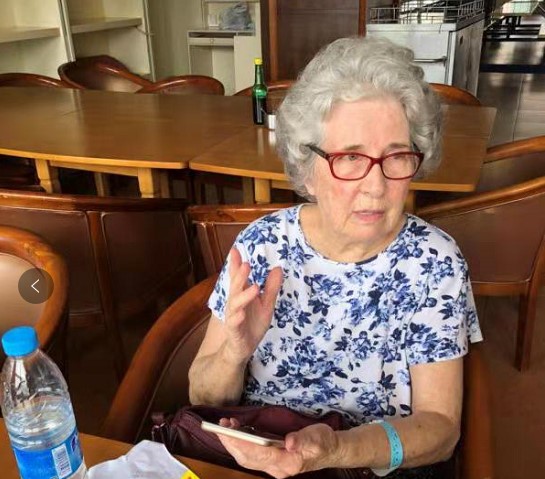 ny23_800305.jpg ny23_800305.jpg